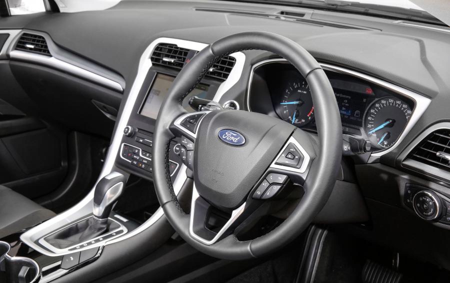  Ford Mondeo Hatchback 2015 года  (AU) (фото 15 из 15)